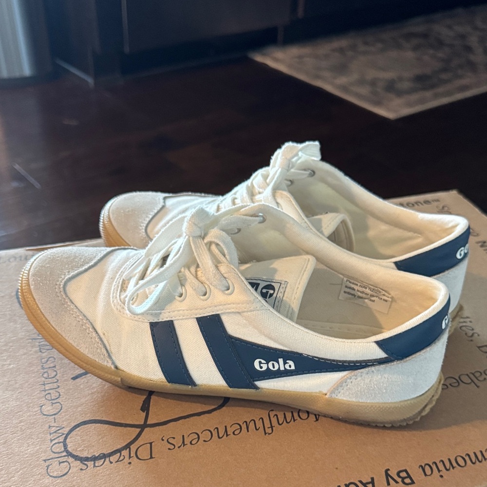 Gola Badminton Sneakers